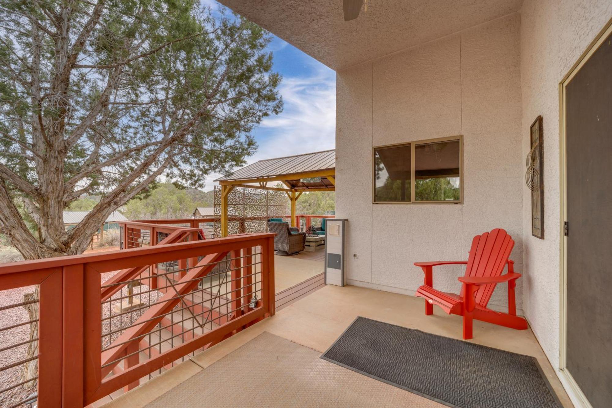 Holiday home West Retreat Deck And Mountain Views *